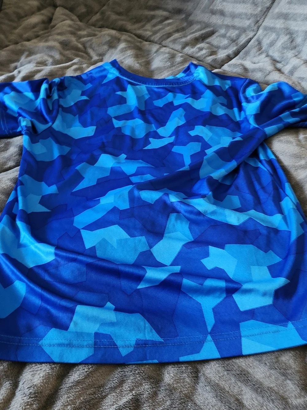 Old Navy Blue Camo Short Sleeve Tee